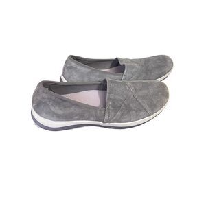 L.L.Bean Gray Suede Slip On Comfort Shoes Casual Walking‎ Flats